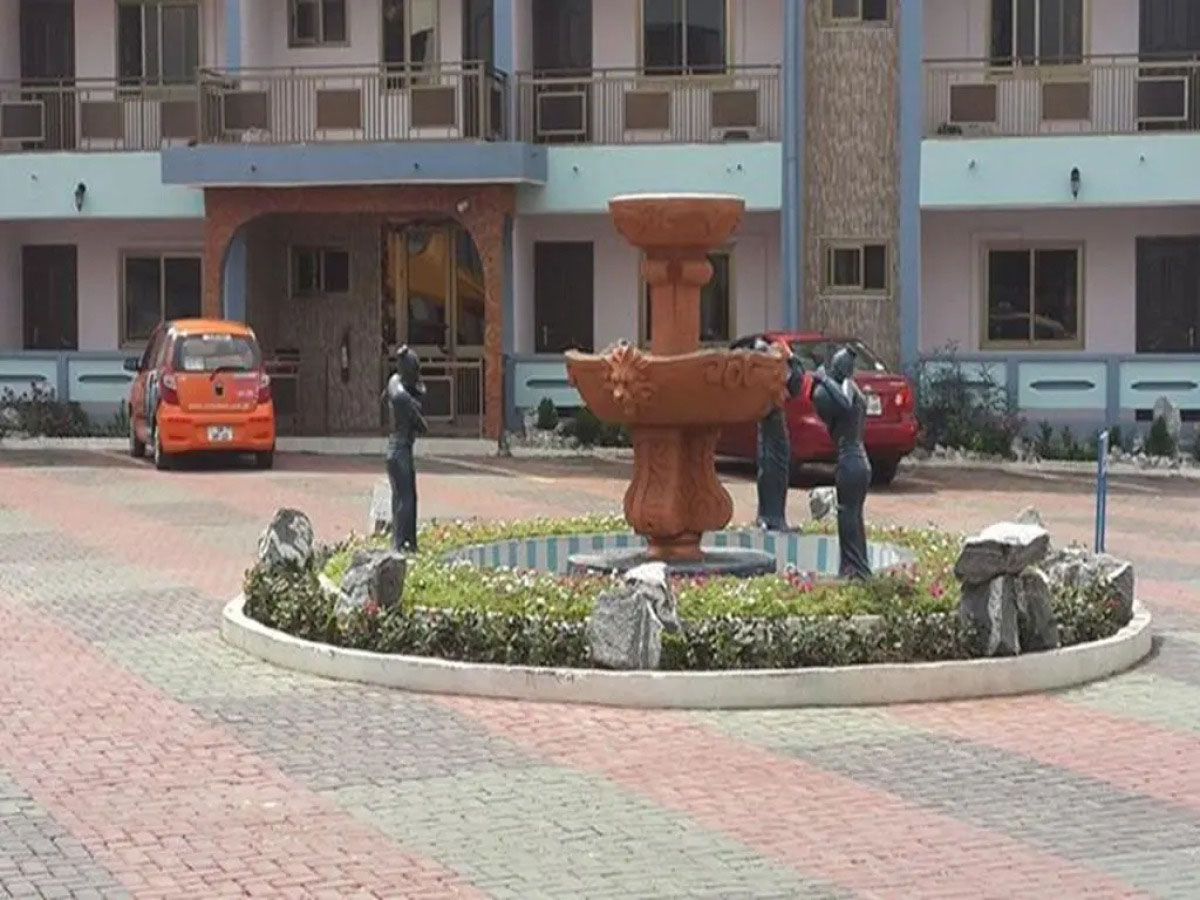 Discover Comfort & Culture